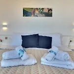 Miramare Terrazza Sul Mare, Wi-fi E Relax Lejlighed