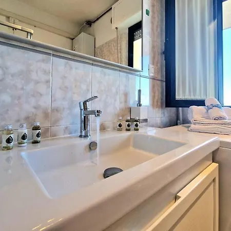 Miramare Terrazza Sul Mare, Wi-fi E Relax Apartmán