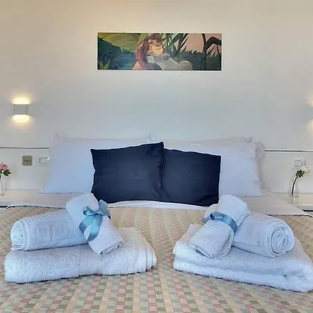 Miramare Terrazza Sul Mare, Wi-fi E Relax Apartamento