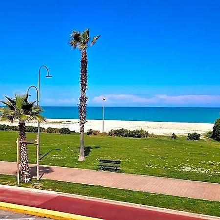 Apartmán Miramare Terrazza Sul Mare, Wi-fi E Relax Porto SantʼElpidio