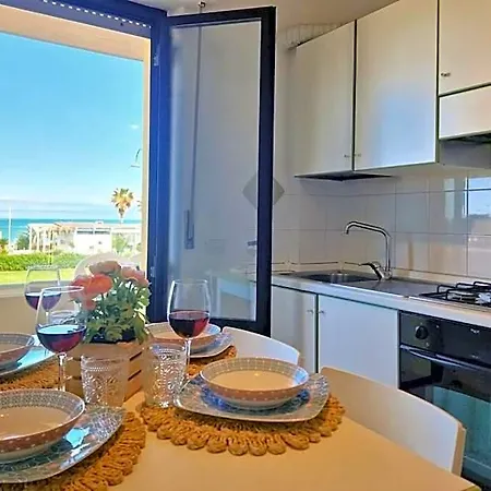 Miramare Terrazza Sul Mare, Wi-fi E Relax Apartmán Porto SantʼElpidio