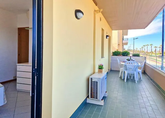 Miramare Terrazza Sul Mare, Wi-fi E Relax Porto SantʼElpidio
